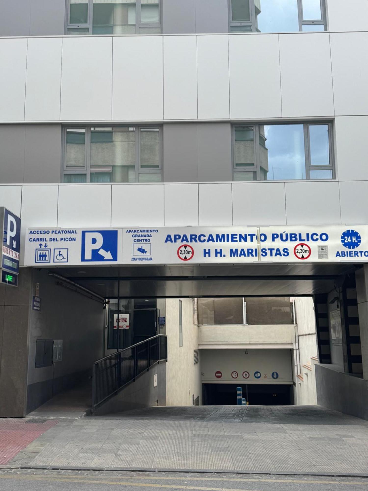 Apartamento Parking Vigilado Gratis Pleno Centro,cozy Picon Center Granada