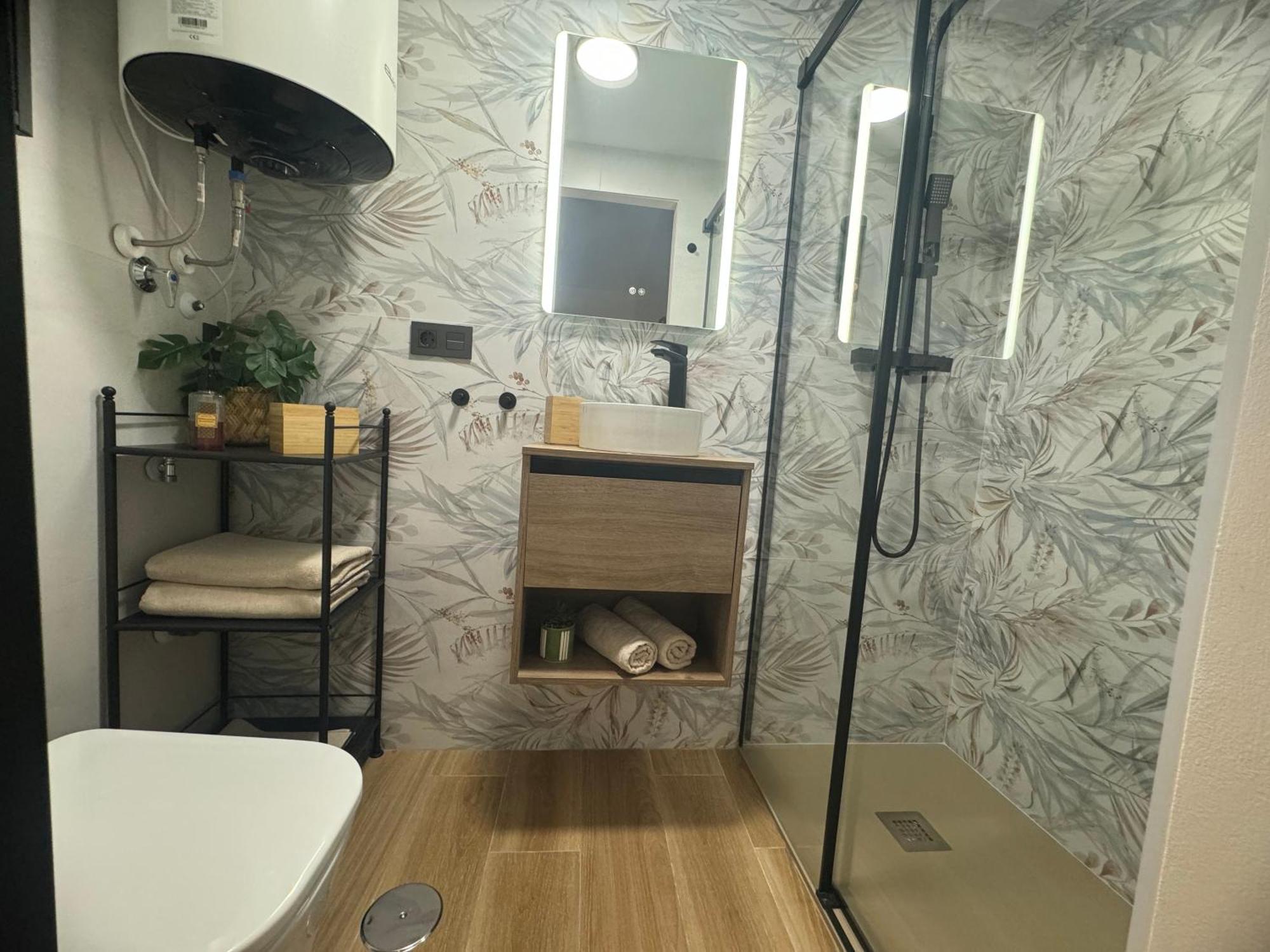 Apartamento Parking Vigilado Gratis Pleno Centro,cozy Picon Center